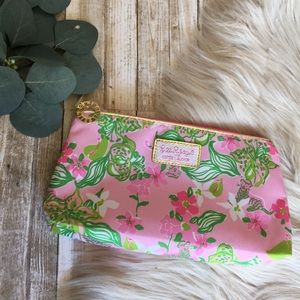 Lilly Pulitzer for ESTĒE LAUDER makeup bag